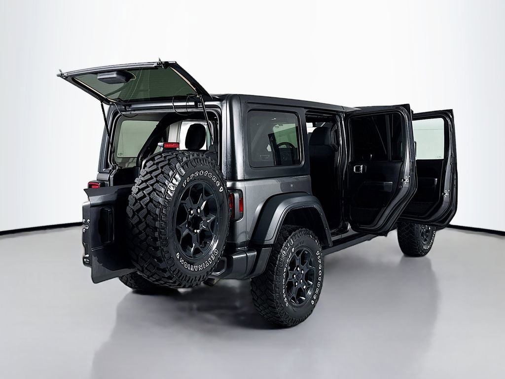 Used 2023 Jeep Wrangler Unlimited w/ Cold Weather Group AWD/4WD image 26