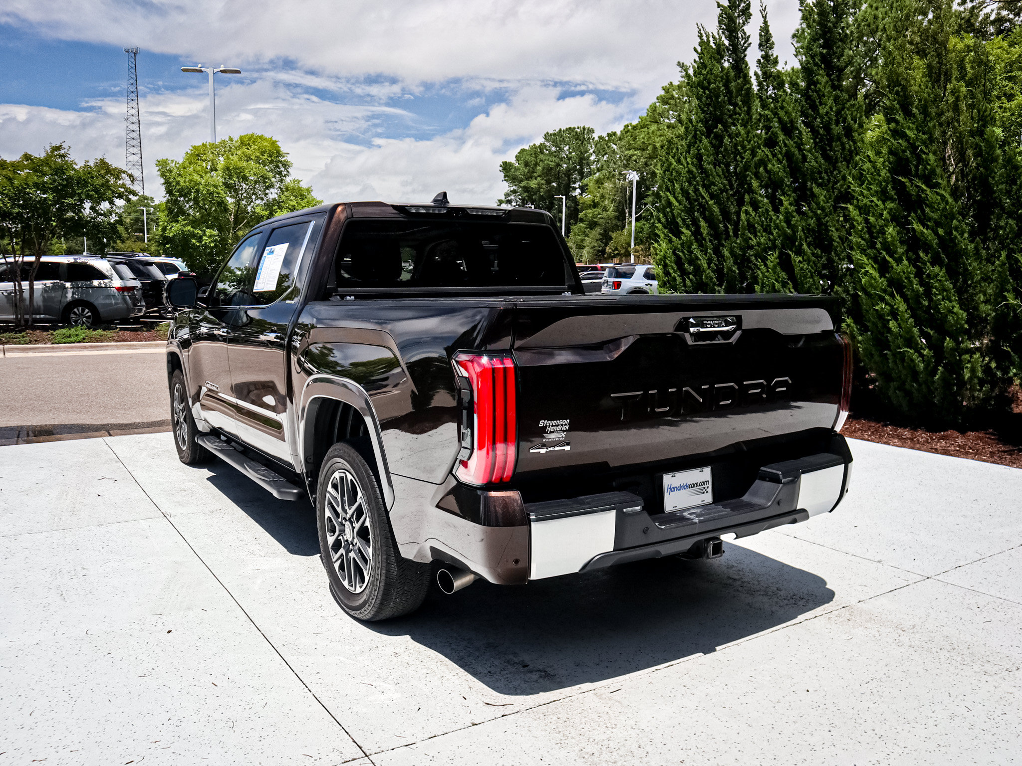 Used 2023 Toyota Tundra Limited AWD/4WD image 8