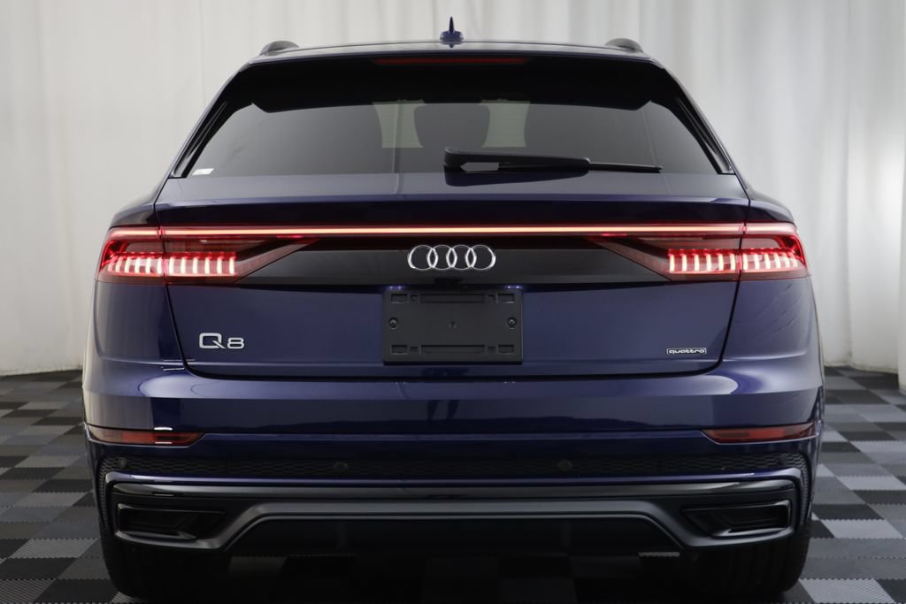Used 2019 Audi Q8 Premium Plus w/ Premium Plus AWD/4WD image 16