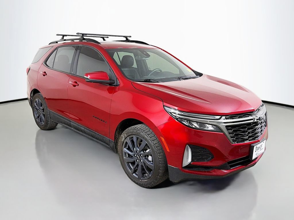 Used 2023 Chevrolet Equinox RS w/ RS Leather Package AWD/4WD image 4