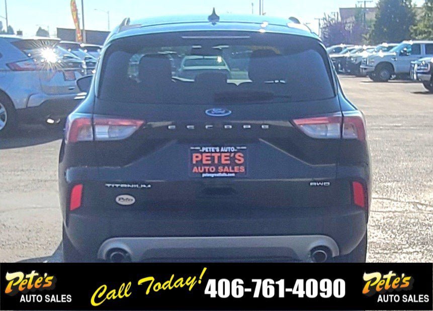 Used 2021 Ford Escape Titanium AWD/4WD image 3