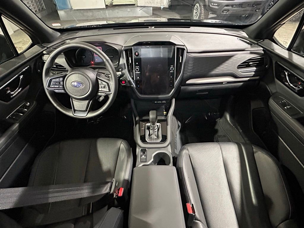 Used 2025 Subaru Forester Limited AWD/4WD image 10