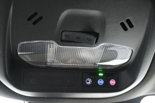 New 2026 Chevrolet Trax RS w/ Driver Confidence Package FWD image 31