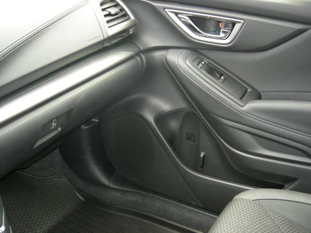 Used 2024 Subaru Forester Premium image 17