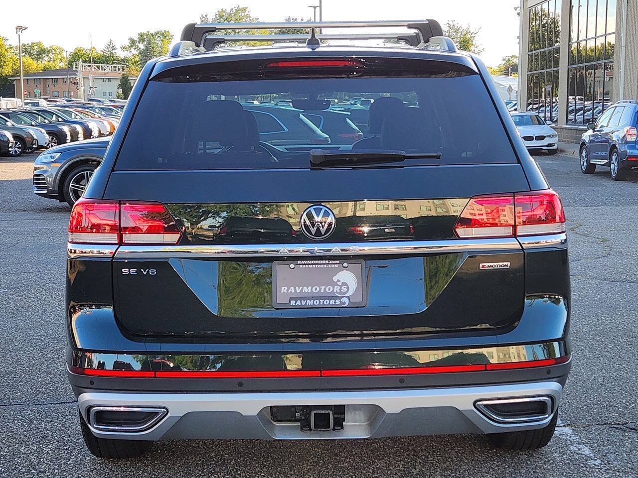 Used 2021 Volkswagen Atlas SE w/ Towing Package AWD/4WD image 8
