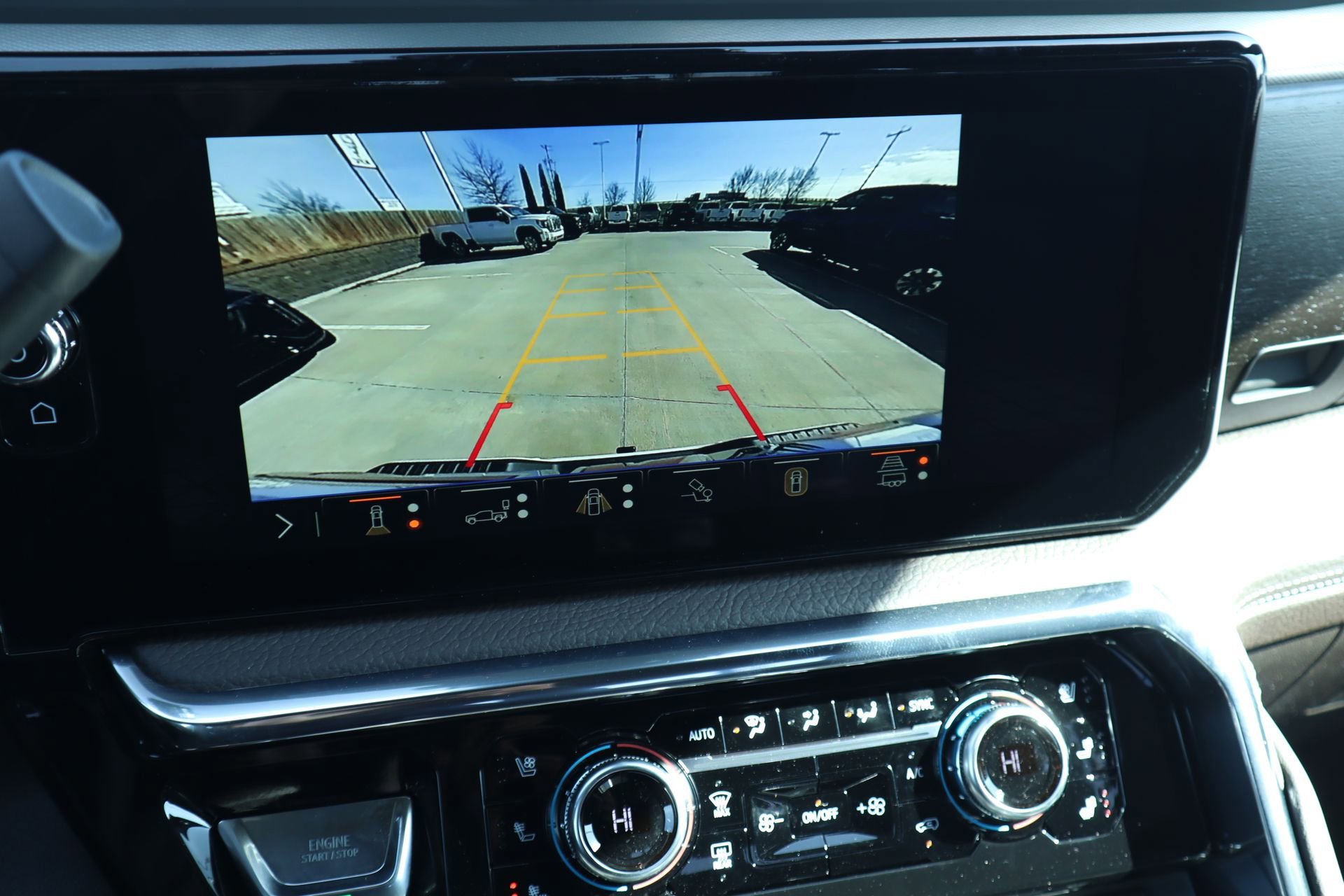 New 2026 GMC Sierra 2500 Denali w/ Denali Reserve Package image 14