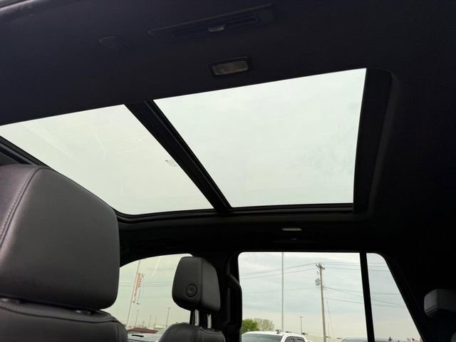 Used 2021 Chevrolet Tahoe LT AWD/4WD image 12