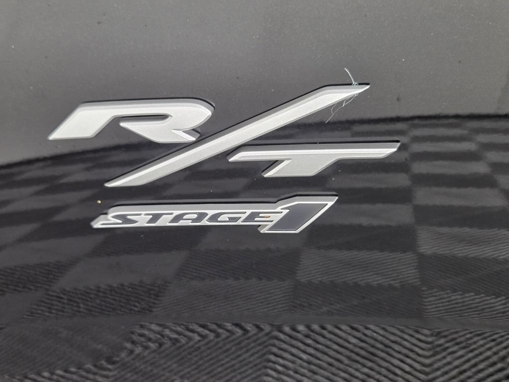 Used 2025 Dodge Charger Daytona R/T w/ Quick Order Package 25M R/T AWD/4WD image 9