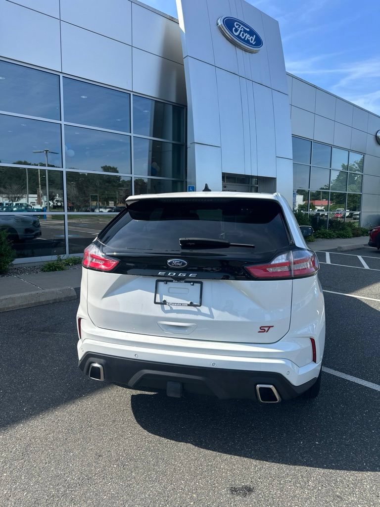 Used 2023 Ford Edge ST w/ Equipment Group 401A AWD/4WD image 5