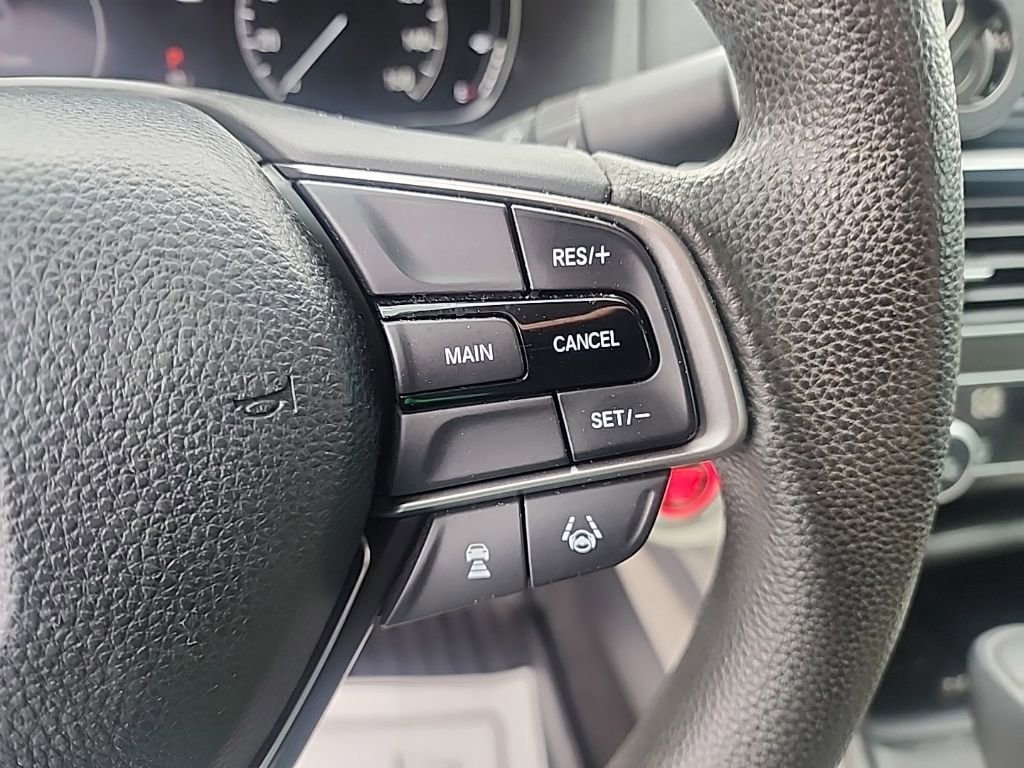 Used 2018 Honda Accord LX image 15