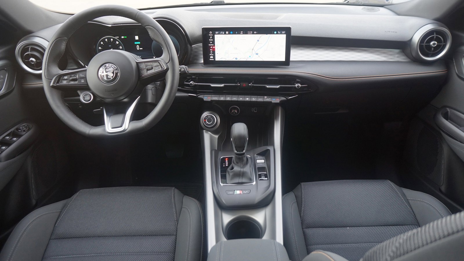 Used 2024 Alfa Romeo Tonale Ti w/ Active Assist Package image 30