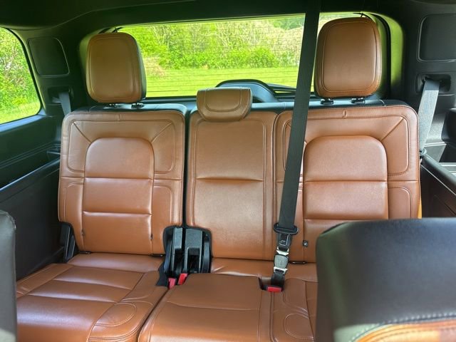 Used 2018 Lincoln Navigator Reserve w/ Technology Package AWD/4WD image 33