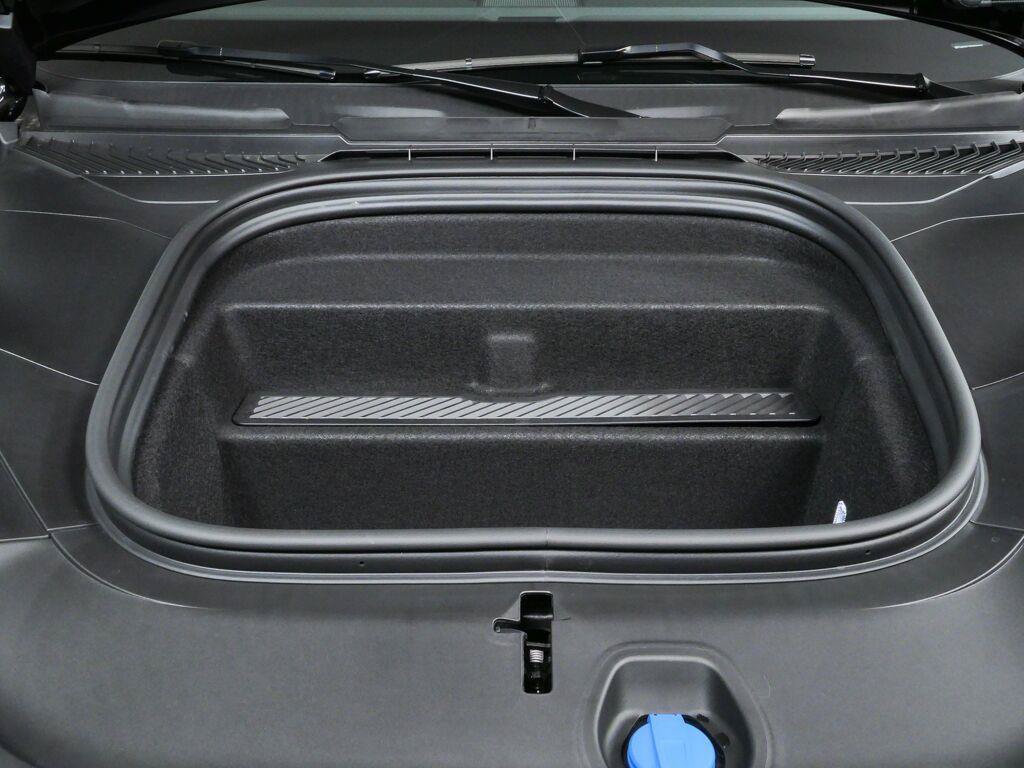 New 2026 Porsche Cayenne Electric AWD/4WD image 35