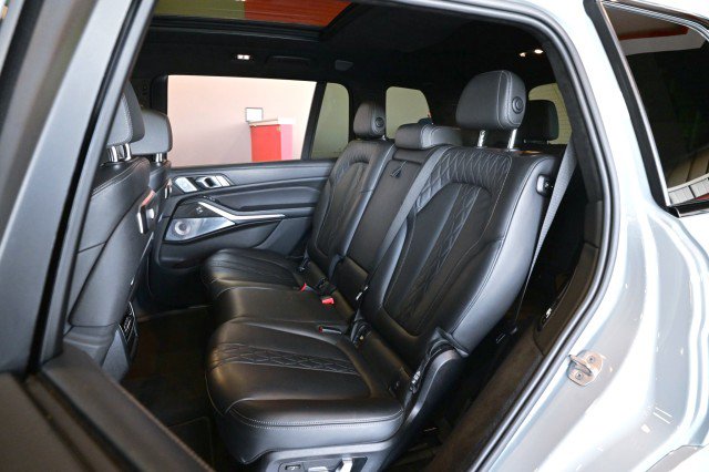 Used 2023 BMW X7 M60i w/ Executive Package AWD/4WD image 21