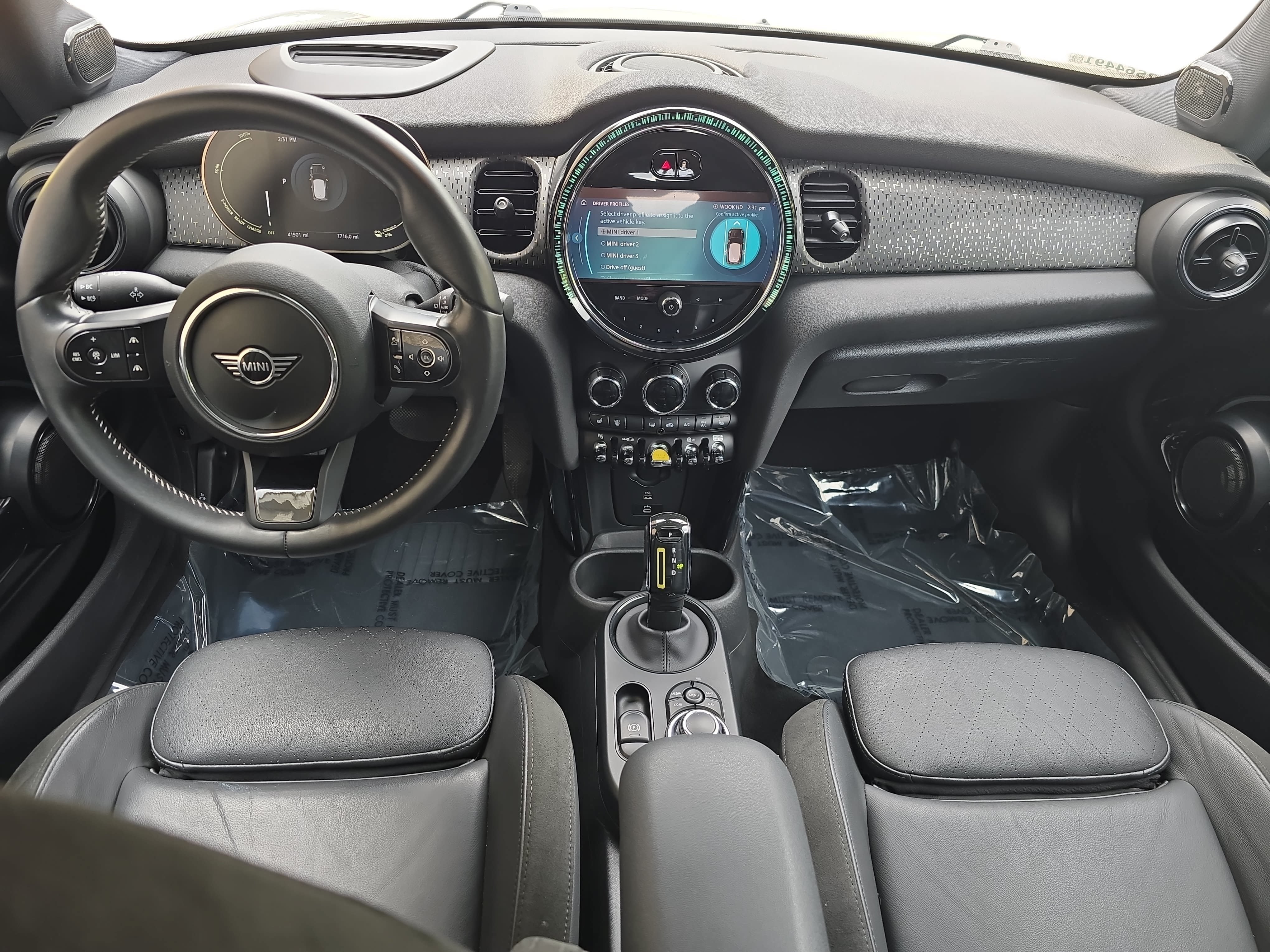 Used 2023 MINI Cooper SE FWD image 9