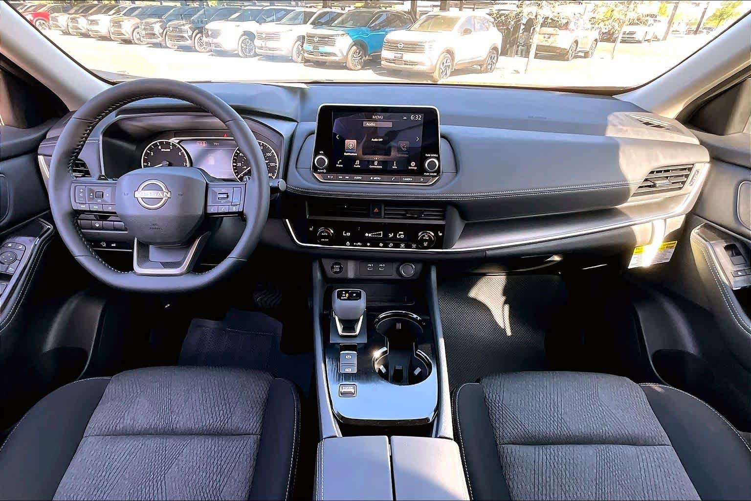 New 2026 Nissan Rogue SV image 5