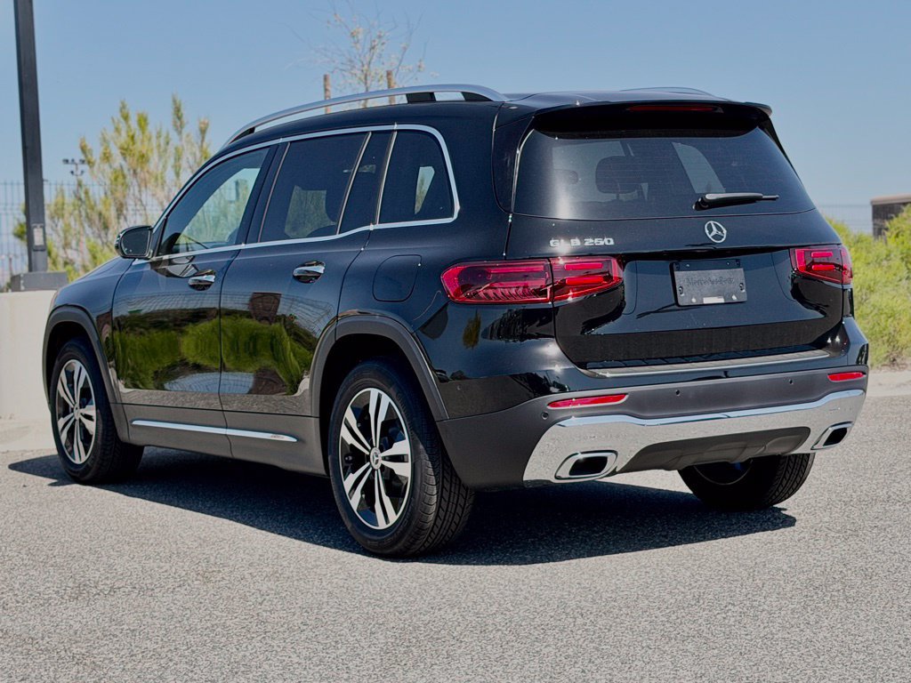 New 2026 Mercedes-Benz GLB 250 image 10