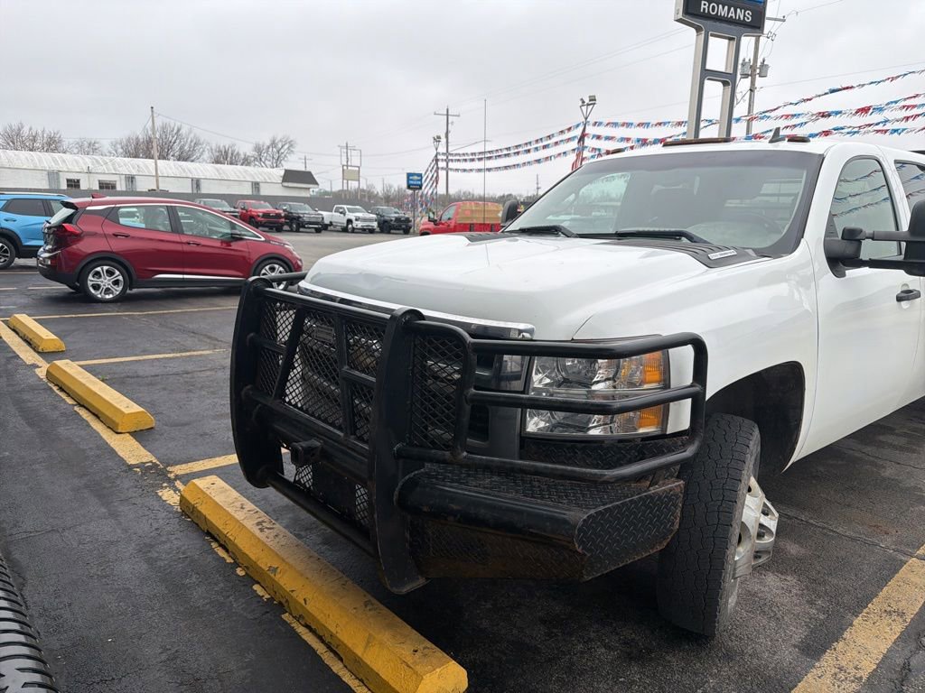 Used 2013 Chevrolet Silverado 3500 LT w/ Skid Plate Package image 2