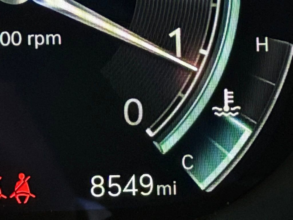 Used 2025 Genesis GV70 2.5T Sport Prestige w/ Sport Prestige Package AWD/4WD image 16