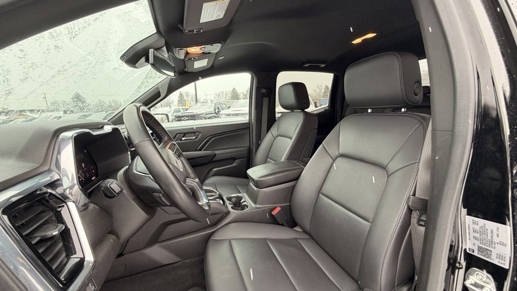 Used 2024 GMC Canyon Elevation w/ Elevation Premium Package image 8