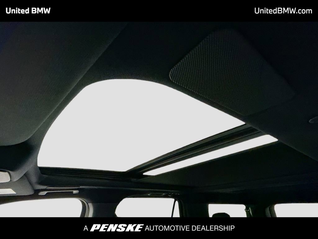 Used 2025 Ford Expedition Max Platinum w/ Stealth Performance Package AWD/4WD image 11
