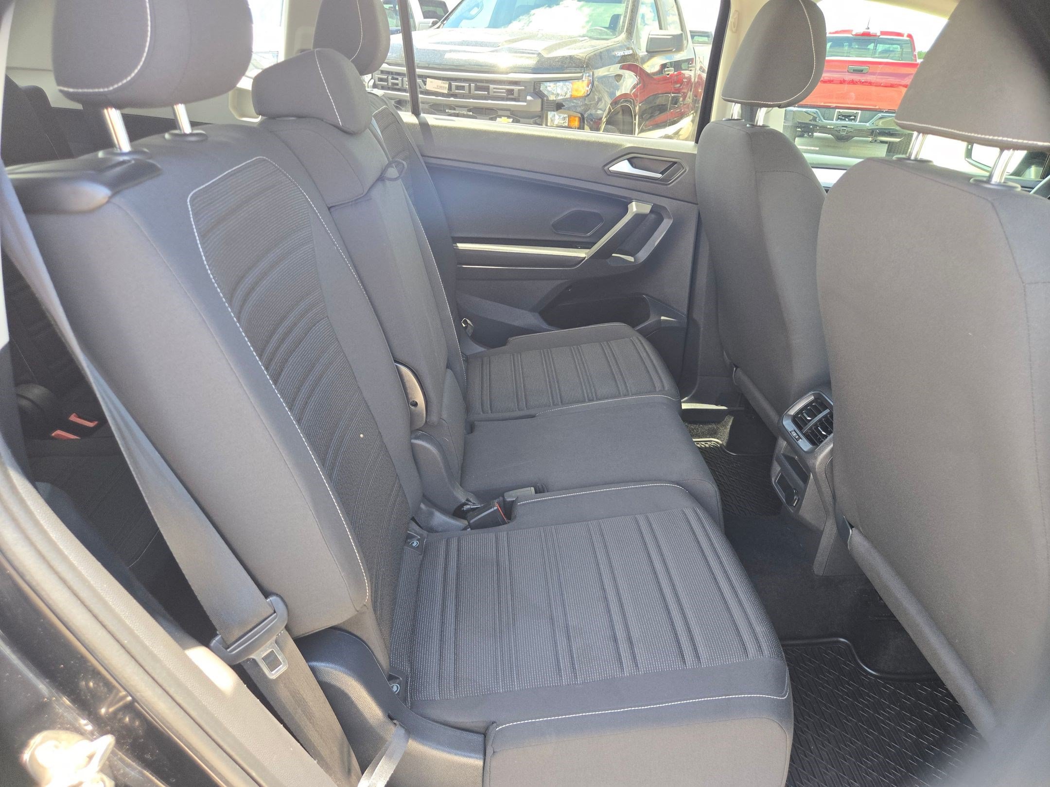 Used 2022 Volkswagen Tiguan S FWD image 22