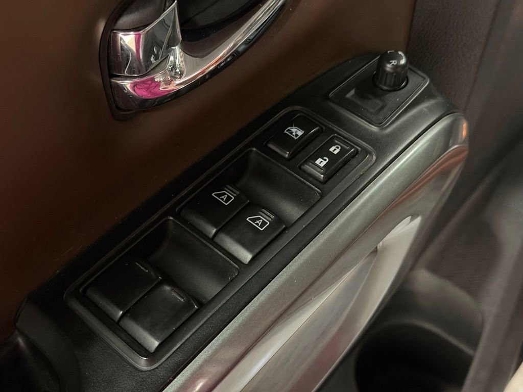 Used 2018 Nissan Titan Platinum Reserve w/ Platinum Utility Package image 49