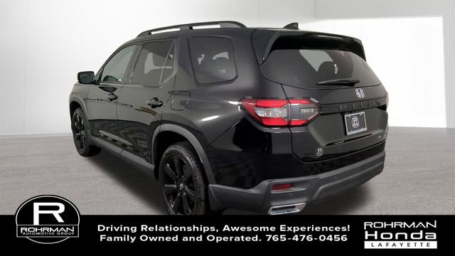 Used 2025 Honda Pilot Black Edition image 8