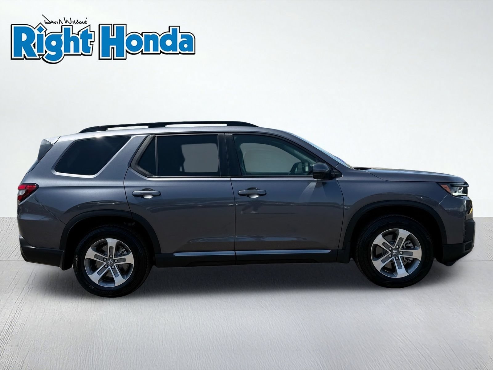 Certified 2026 Honda Pilot EX-L image 9
