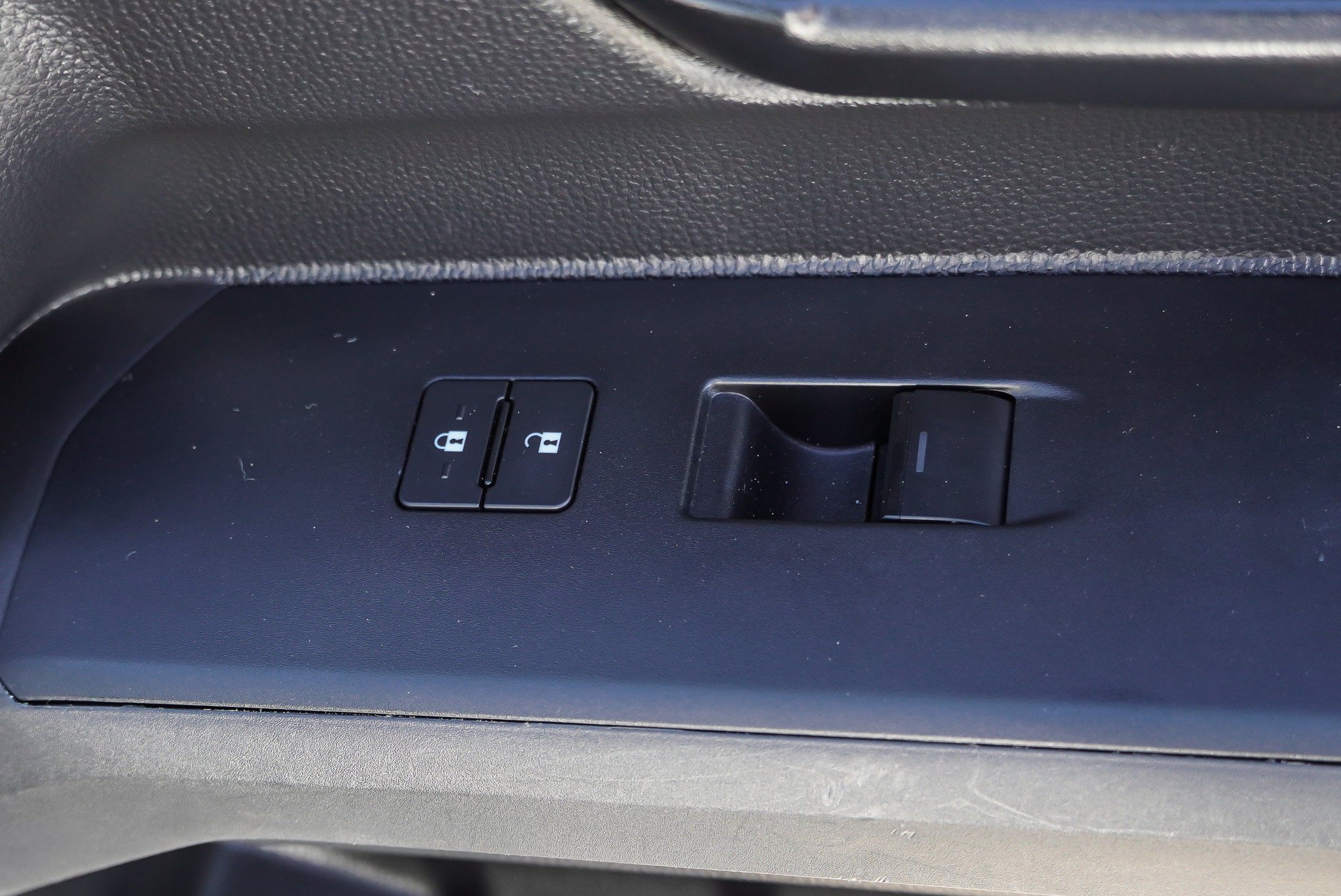 Certified 2024 Toyota Tacoma SR AWD/4WD image 26