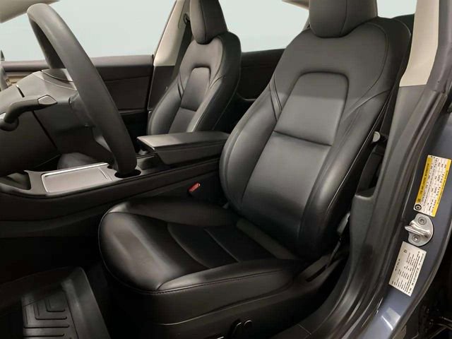 Used 2023 Tesla Model 3 Standard Range image 88