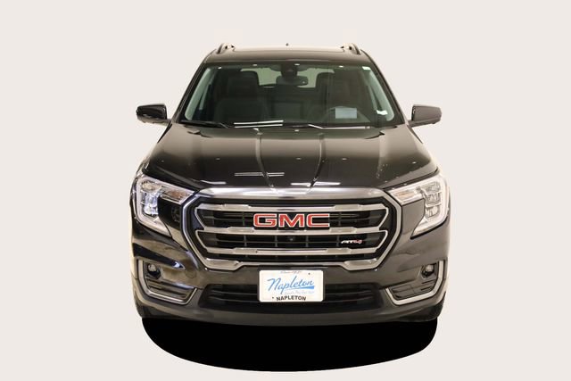 Used 2024 GMC Terrain AT4 w/ Infotainment Package II image 3