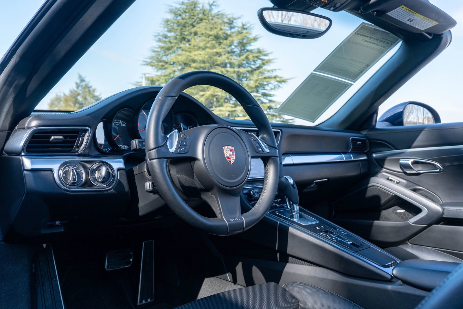 Certified 2015 Porsche 911 Targa 4S image 4