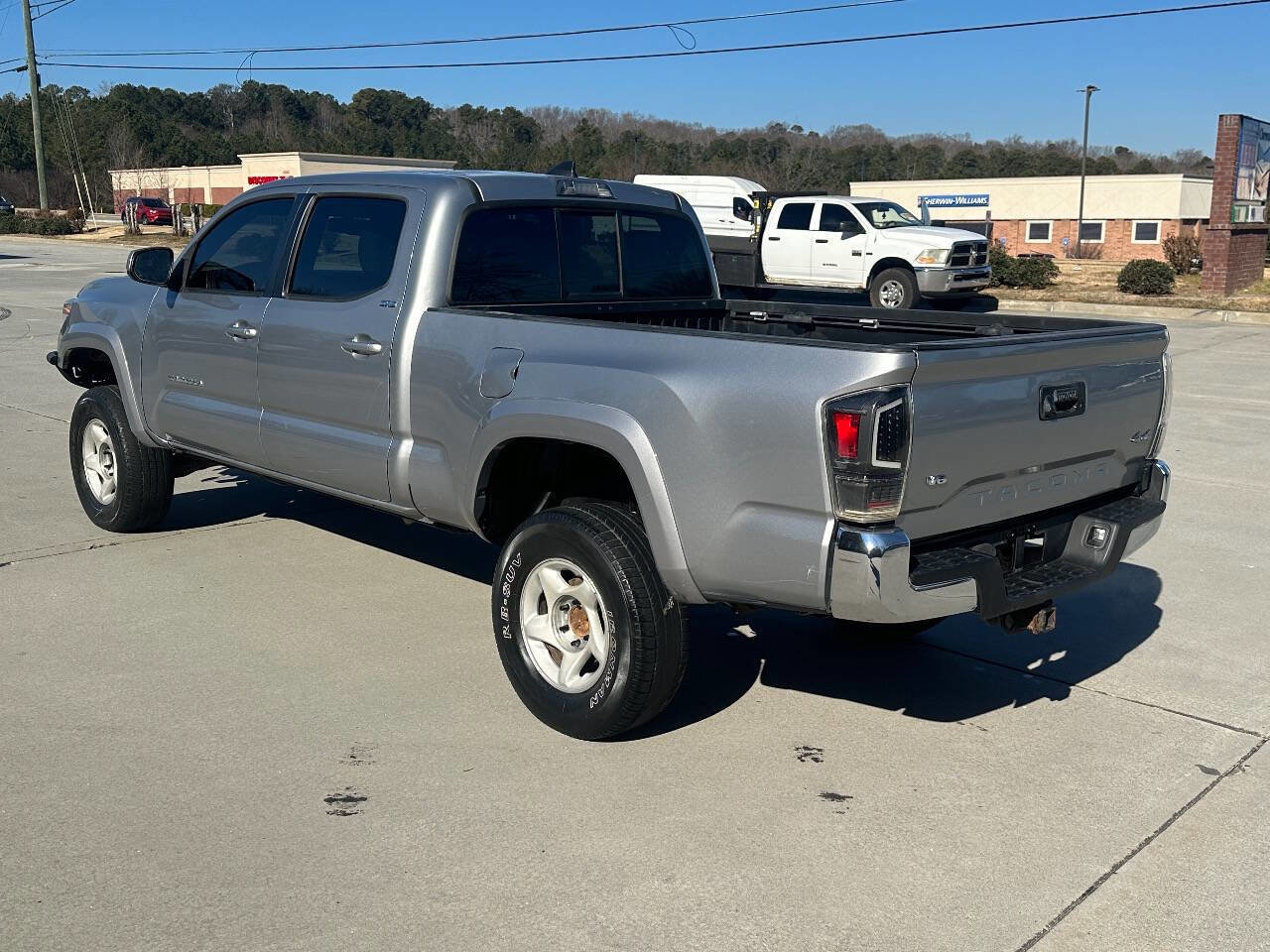 Used 2016 Toyota Tacoma SR5 w/ SR5 Appearance Package (SN) AWD/4WD image 15