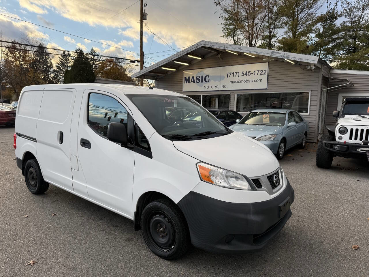 Used 2017 Nissan NV200 S w/ Cruise Control Package image 16