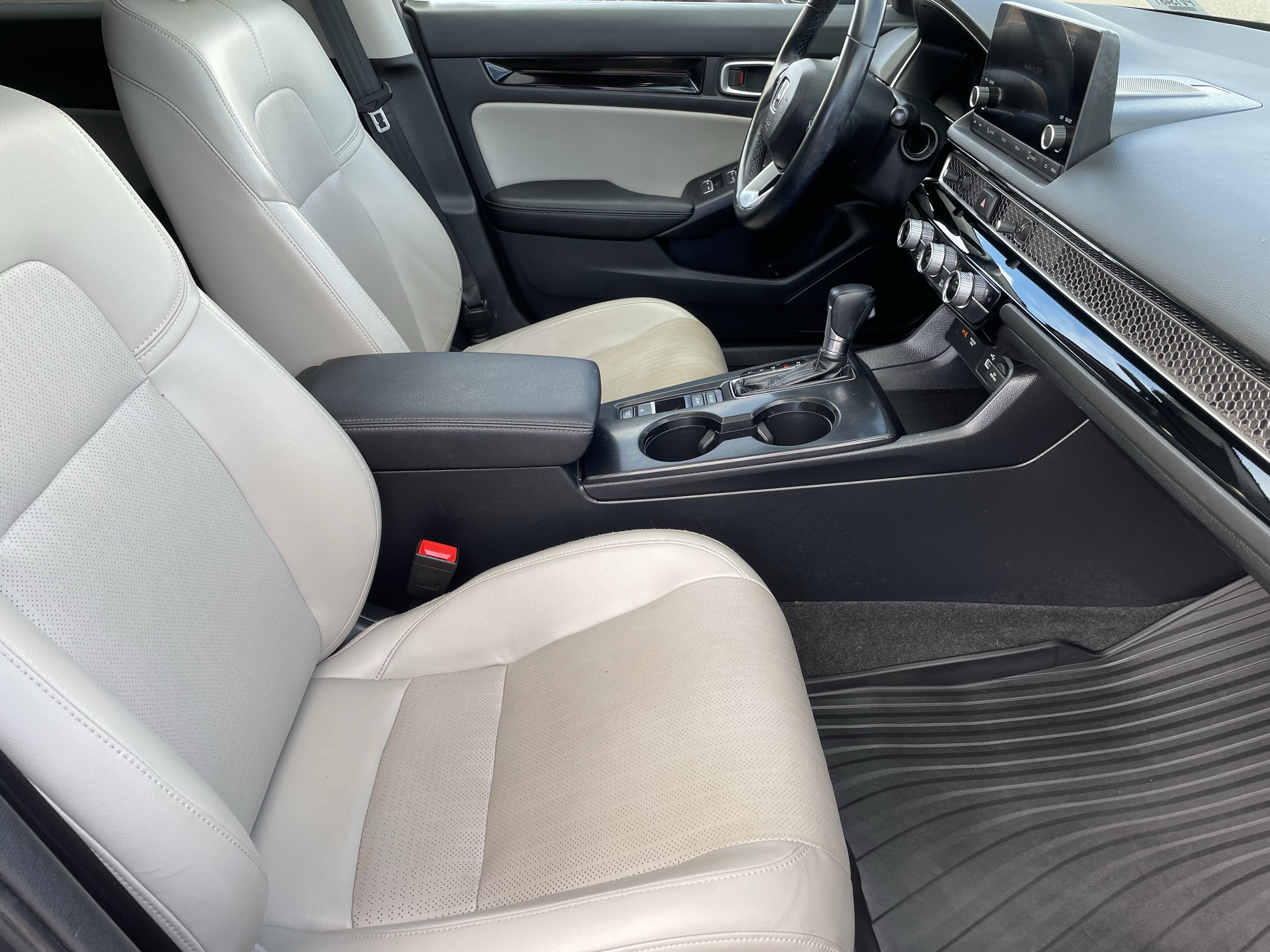 Used 2023 Honda Civic EX-L image 11