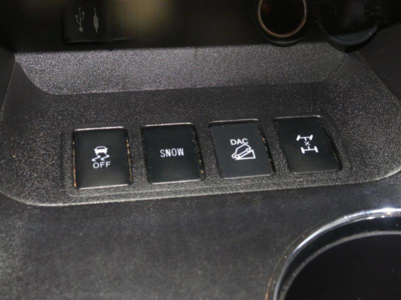 Used 2015 Toyota Highlander Limited Platinum image 40