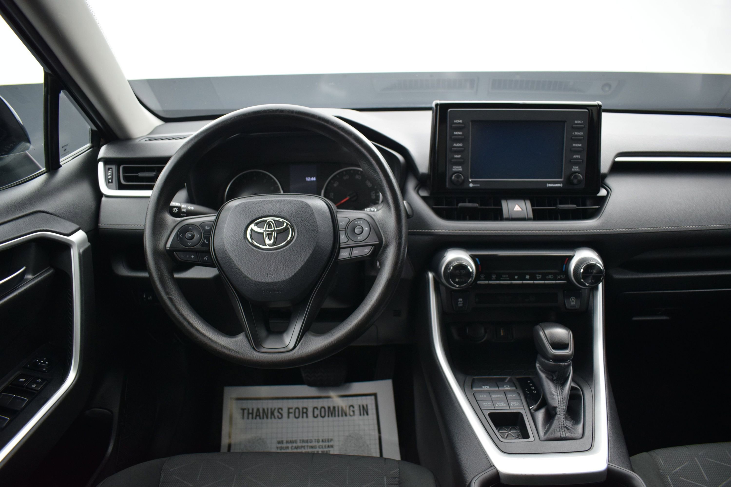 Used 2022 Toyota RAV4 XLE AWD/4WD image 14