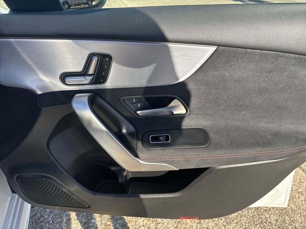 Used 2020 Mercedes-Benz A 220 image 32