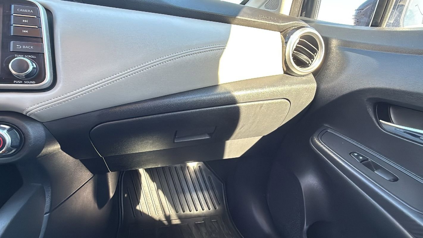 Used 2020 Nissan Versa SV image 20