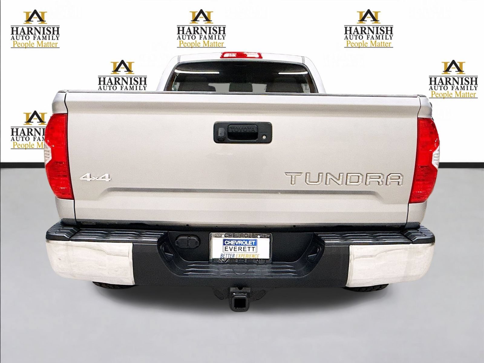 Used 2017 Toyota Tundra SR5 w/ SR5 Upgrade Package AWD/4WD image 7