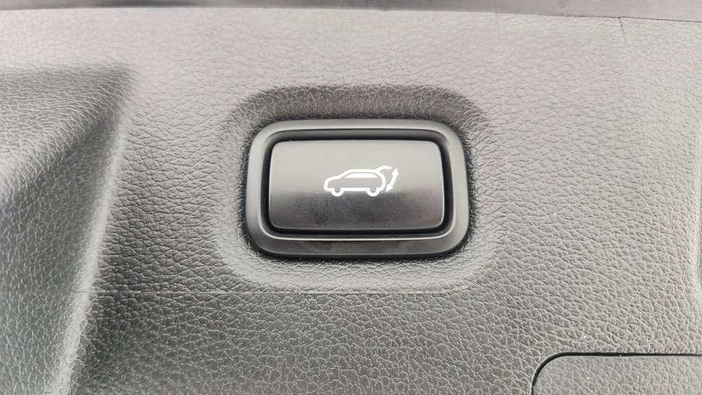 Used 2023 Hyundai Santa Fe SEL AWD/4WD image 18