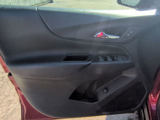 Used 2022 Chevrolet Equinox LT image 23