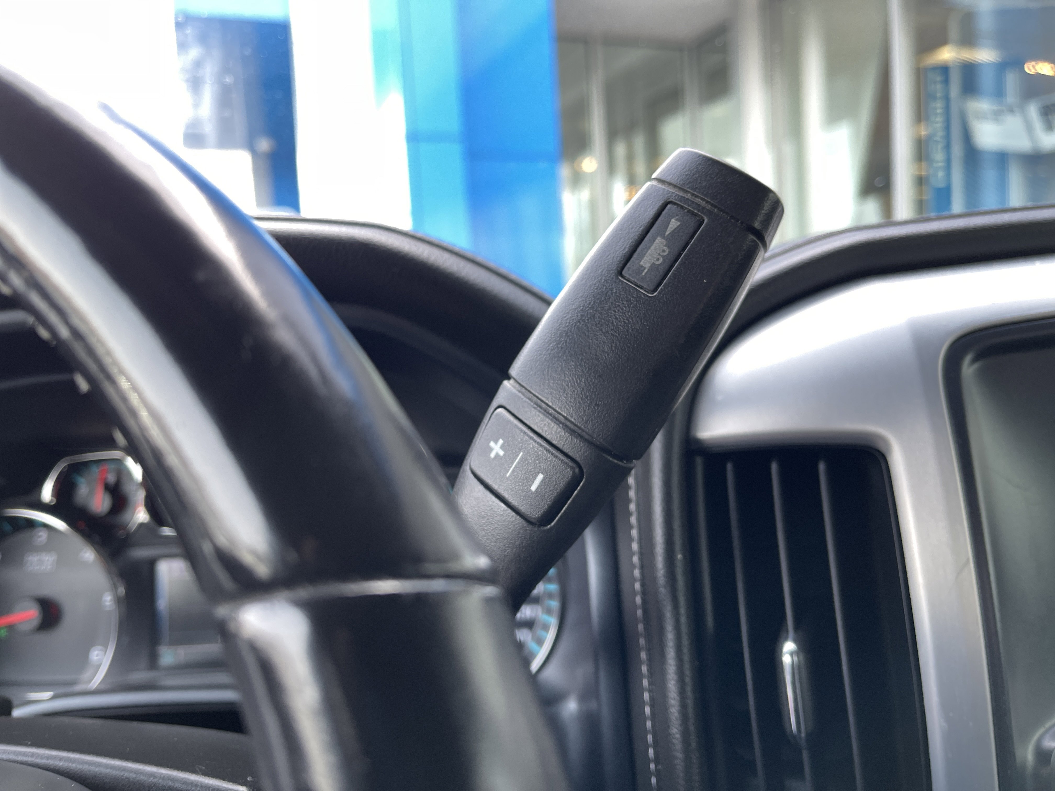 Used 2018 GMC Sierra 1500 SLT w/ SLT Premium Package image 20