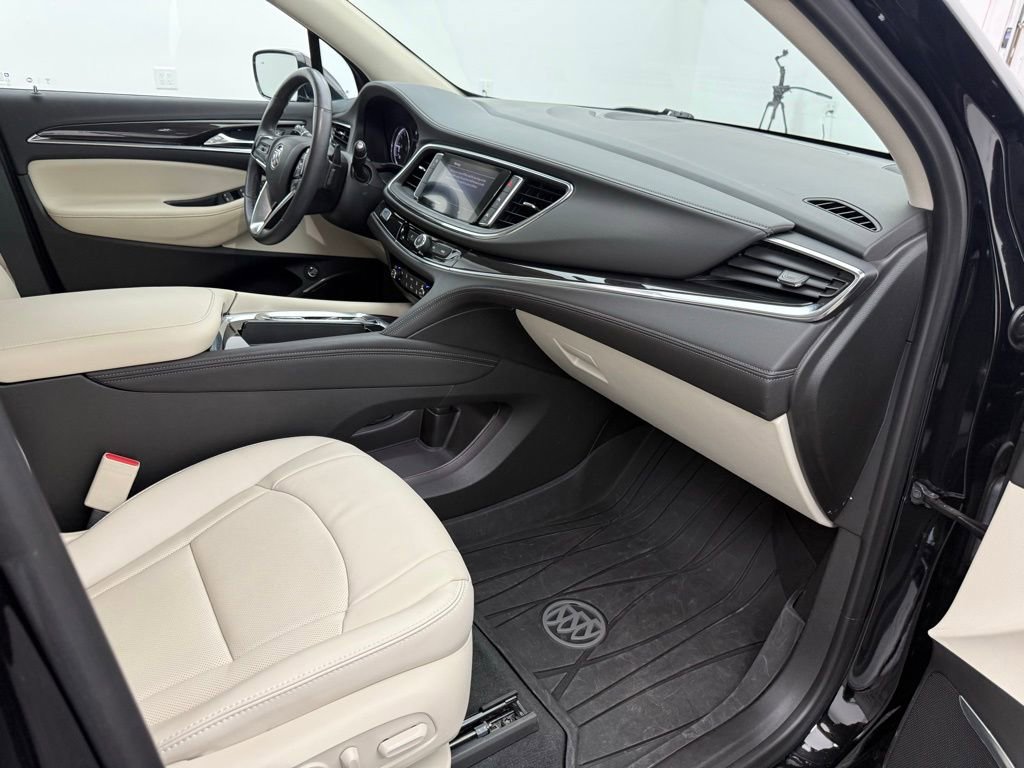 Used 2024 Buick Enclave Essence w/ Sport Touring Edition image 29