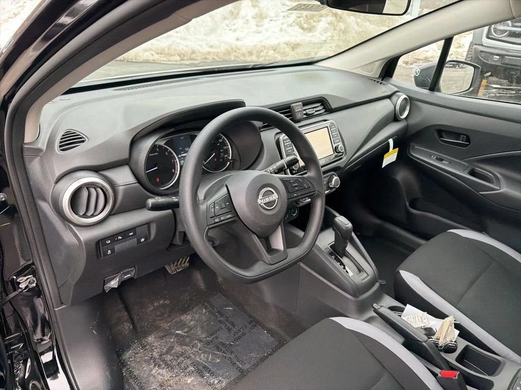 Used 2025 Nissan Versa S w/ Trunk Package FWD image 17