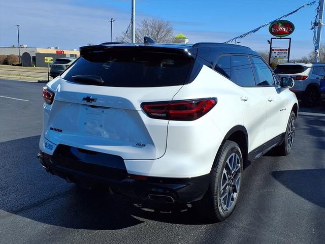 Used 2023 Chevrolet Blazer RS FWD image 3