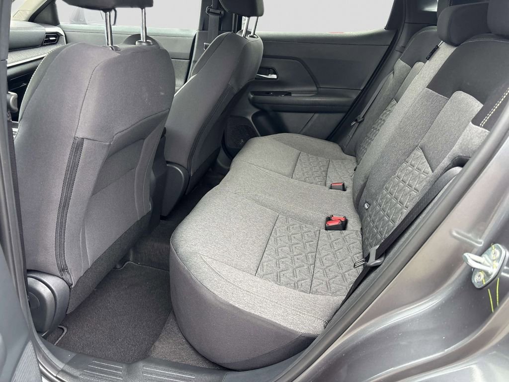 Used 2026 Nissan Kicks SV w/ SV Premium Package image 10