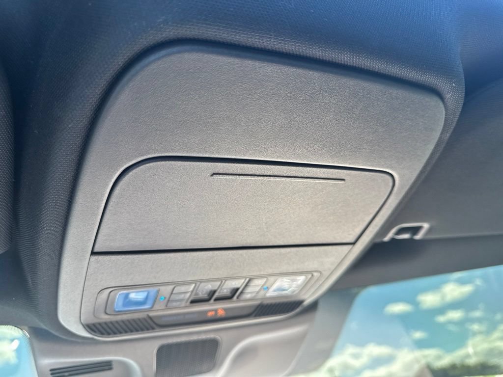 Used 2025 Ford Expedition Tremor AWD/4WD image 29