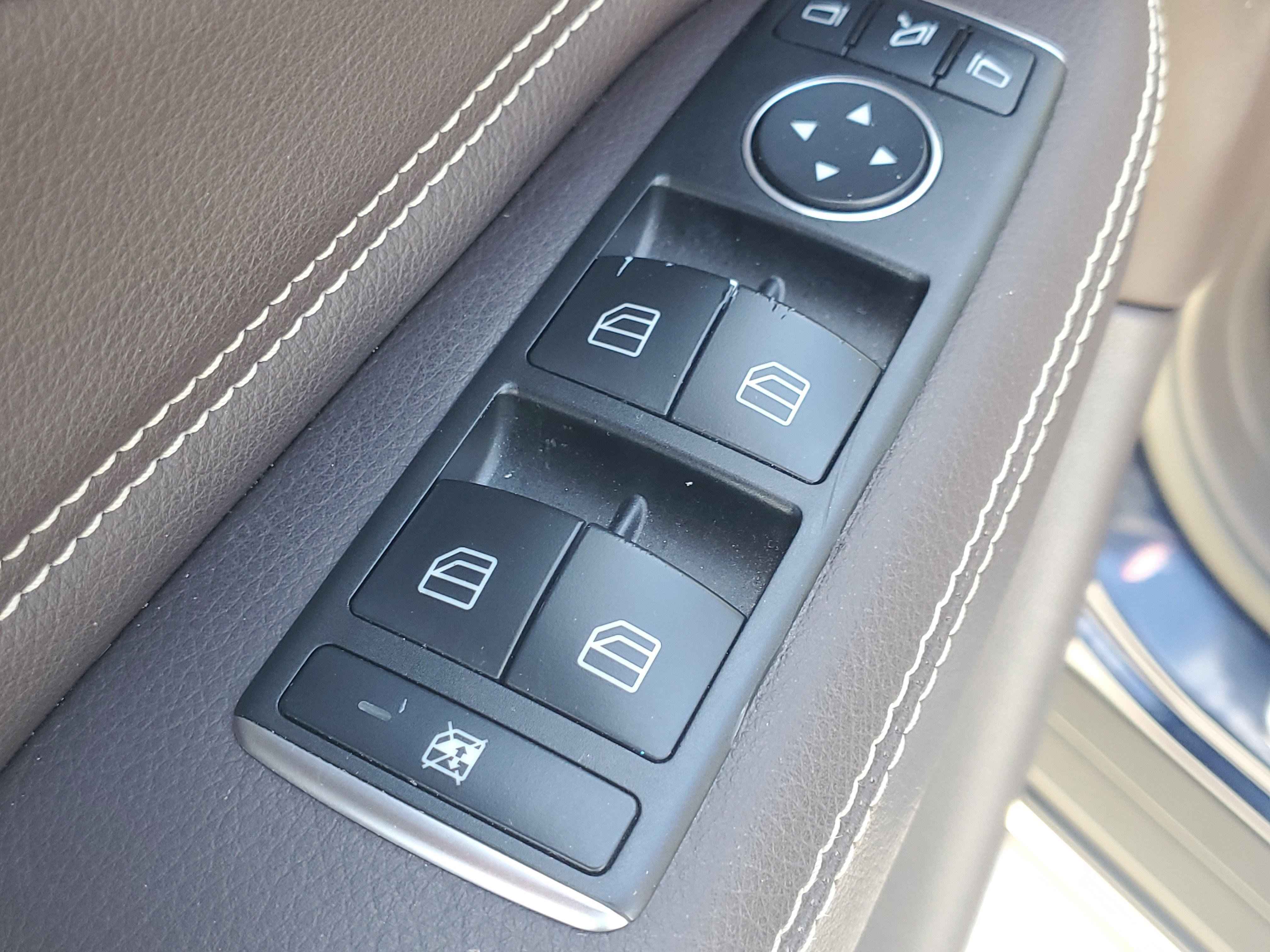 Used 2019 Mercedes-Benz GLE 400 4MATIC image 21